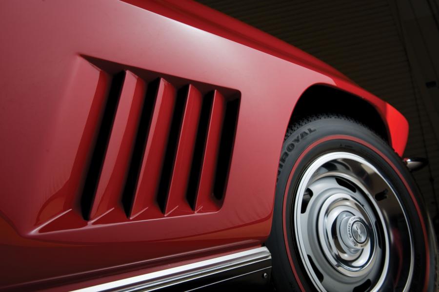  Chevrolet Corvette 327/350 Roadster 1967 года  (фото 2 из 7)